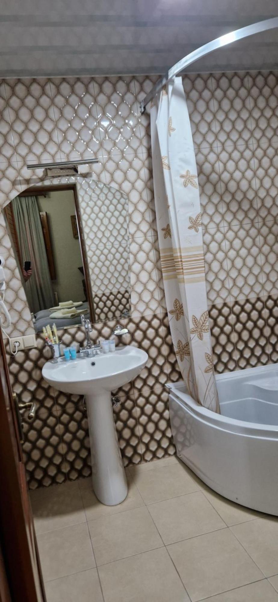Hotel Villa Kutaisi Esterno foto