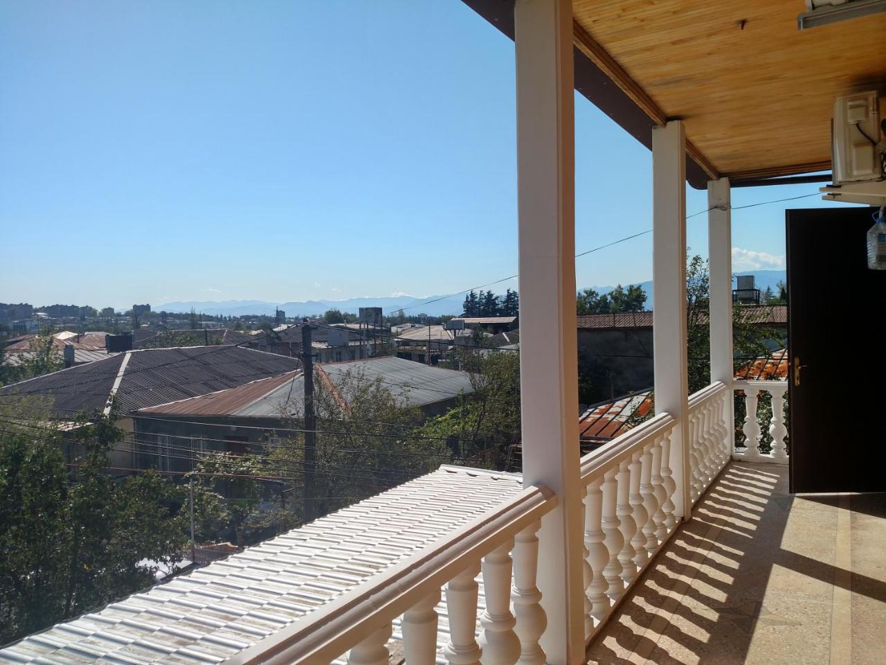 Hotel Villa Kutaisi Esterno foto
