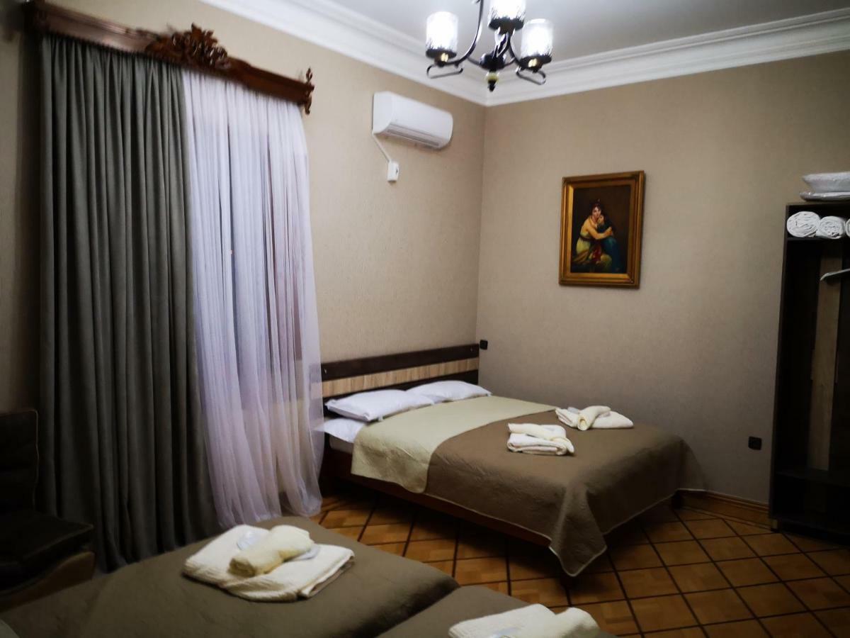 Hotel Villa Kutaisi Esterno foto