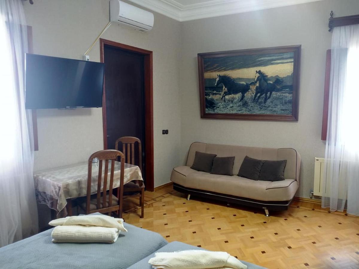 Hotel Villa Kutaisi Esterno foto